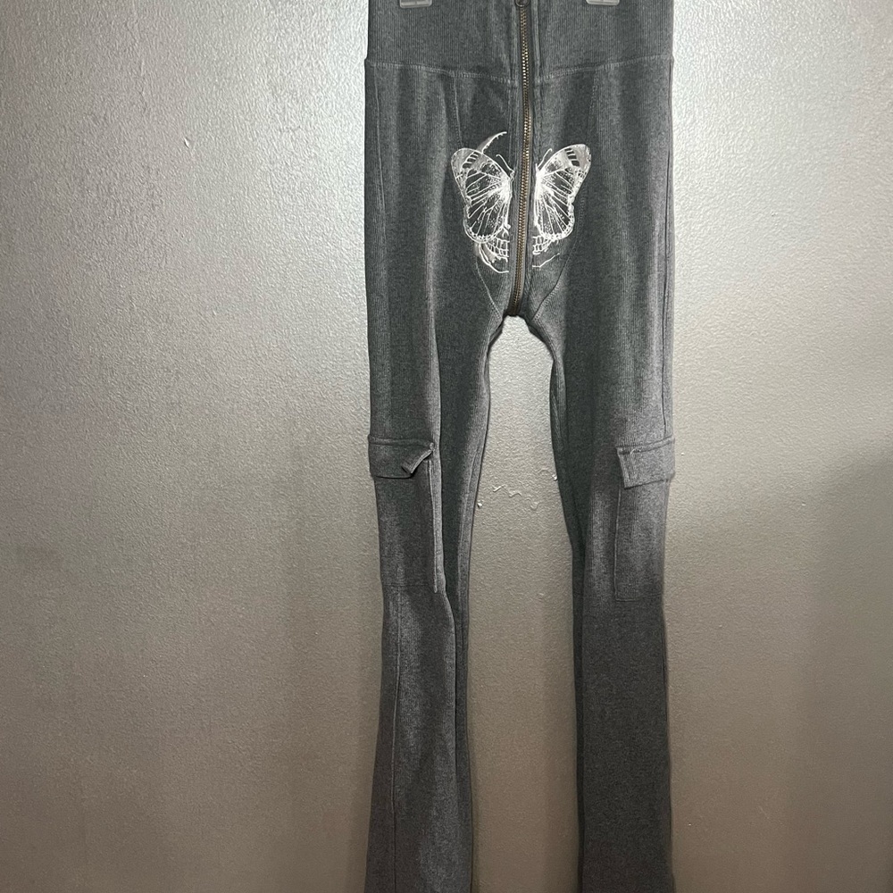 Monochrome U-zip pants from tordrobes